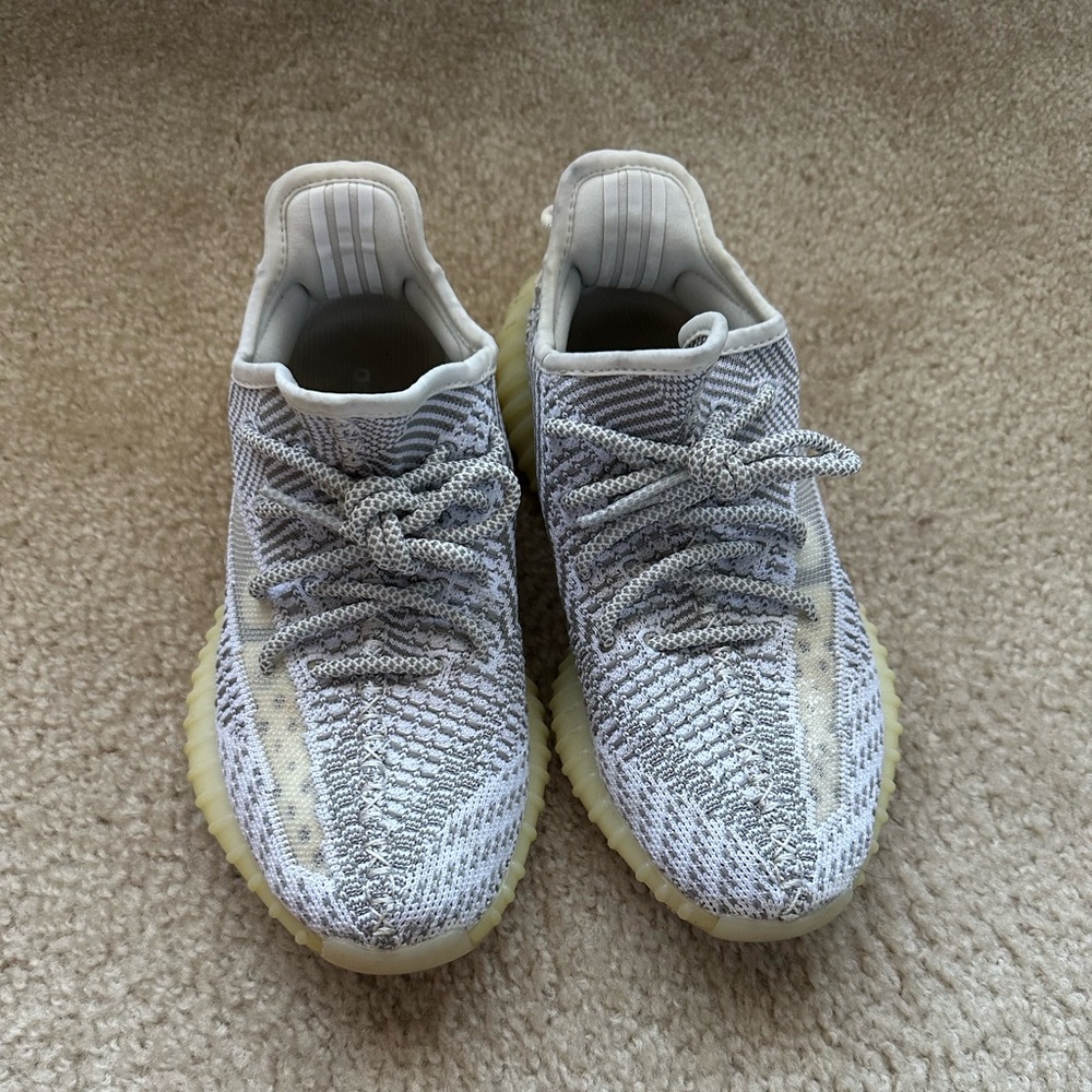 Adidas Yeezy Boost 350 V2 Sneakers